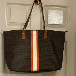 Michael Kors Cream and Gold Accent Bag